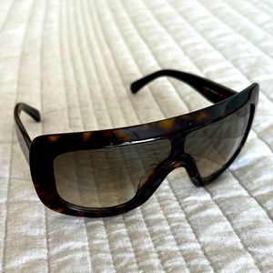 CELINE 🕶️ tortoiseshell sunglasses
